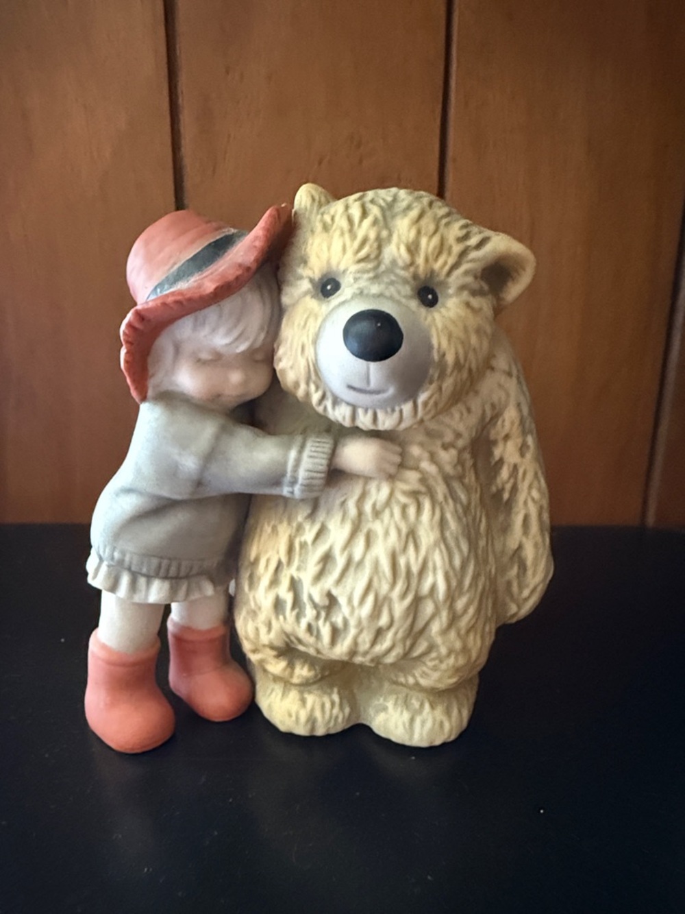 Vtg Enesco Alaska Momma 1999 Give More Hugs Love Little Girl & Bear Figurine